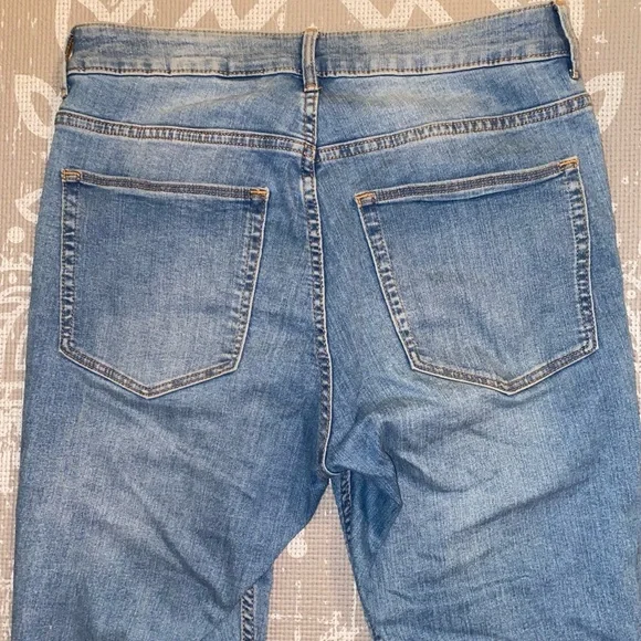 H&M High Waisted Skinny Jeans - Picture 3 of 5